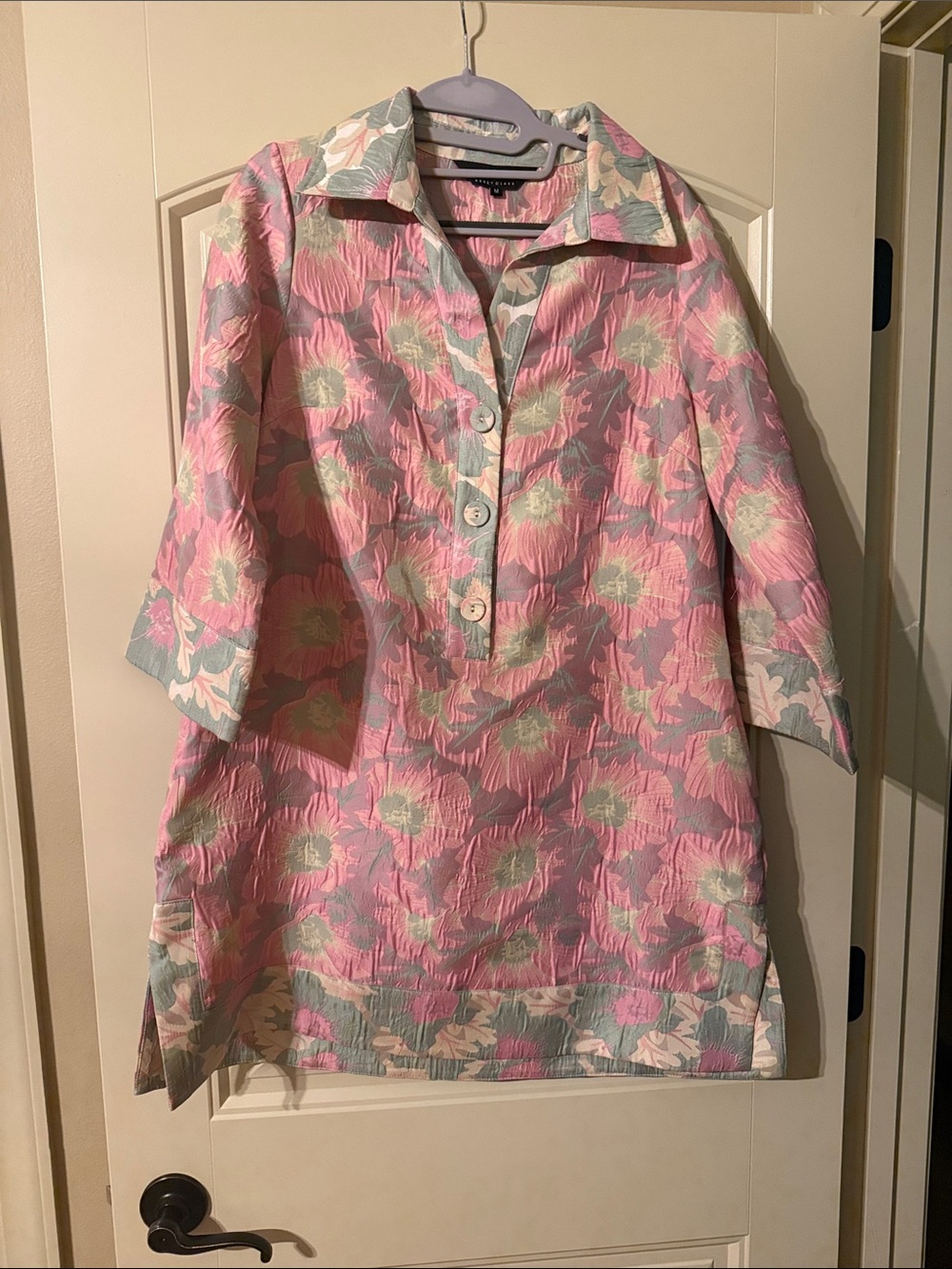 Women's Pink Floral Button-Front Midi Dress with Collared Neck